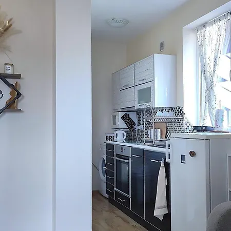 Serenity, Apartment
